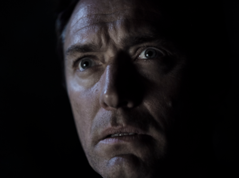 Protagonizada por Jude Law, la primera parte de la miniserie de HBO 'THE THIRD DAY' tiene un final sorprendente